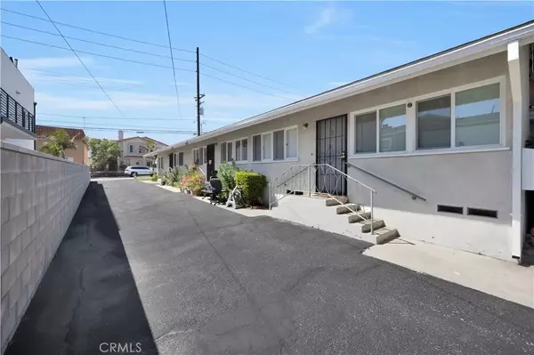 Redondo Beach, CA 90278,2319 Vanderbilt Lane