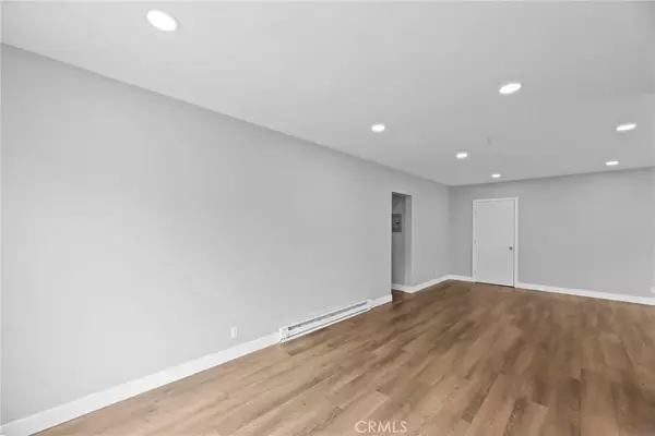 Los Angeles, CA 90068,2027 Vista Del Mar #3