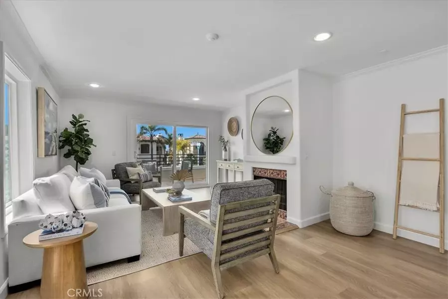 700 Esplanade #5, Redondo Beach, CA 90277