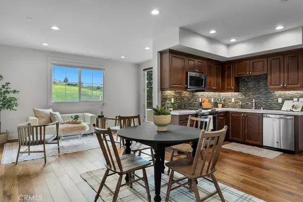 Rolling Hills Estates, CA 90274,627 Deep Valley Drive #302