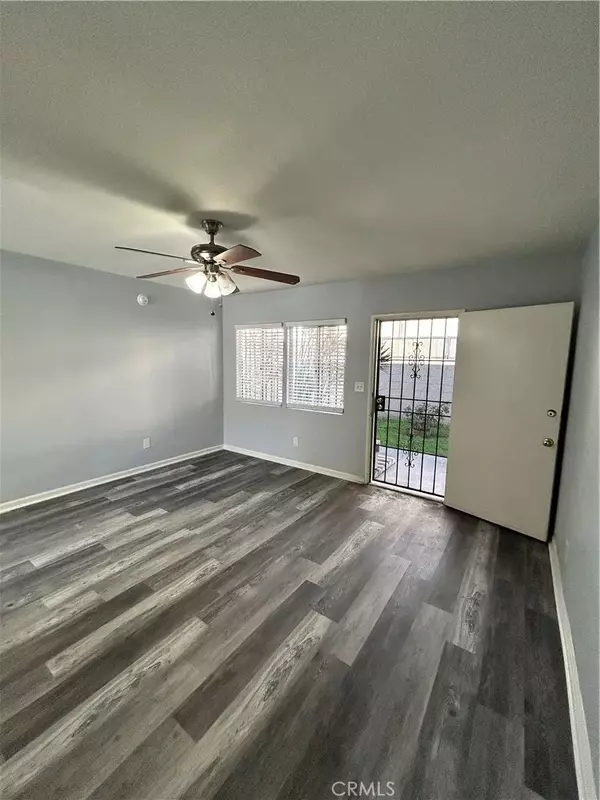 Downey, CA 90241,11440 Old River School Road #3