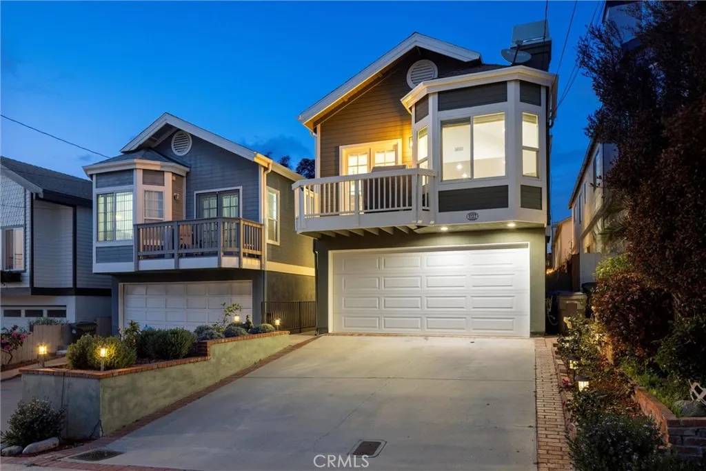 1727 Spreckels Lane, Redondo Beach, CA 90278