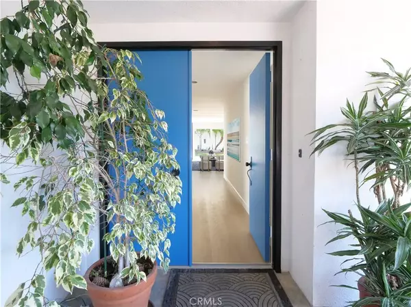 Palos Verdes Estates, CA 90274,504 Epping Road