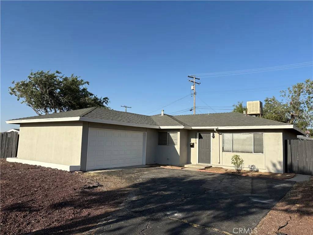 38810 Foxholm Drive, Palmdale, CA 93551