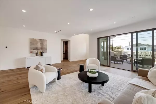 Manhattan Beach, CA 90266,932 9th Street