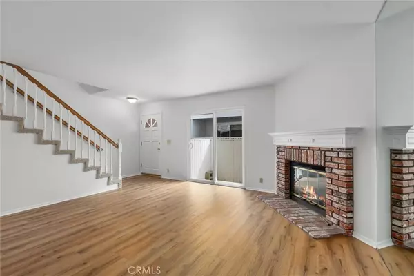 Manhattan Beach, CA 90266,1417 12th Street #9