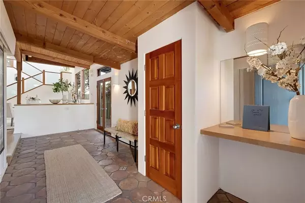 Manhattan Beach, CA 90266,590 35th Street