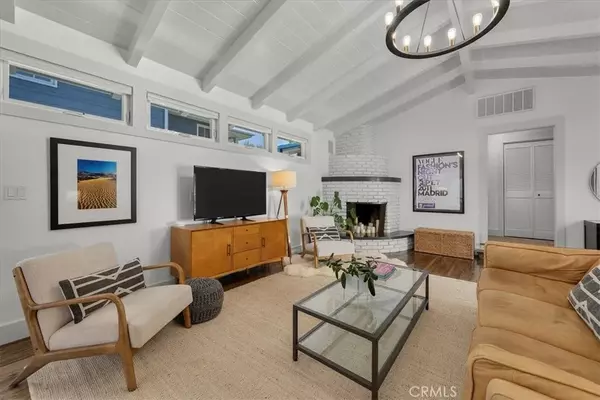 Manhattan Beach, CA 90266,2616 Pine Ave