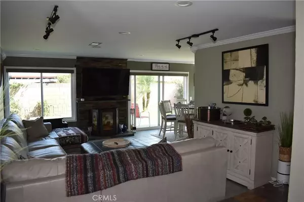 Carson, CA 90746,956 E Gladwick Street