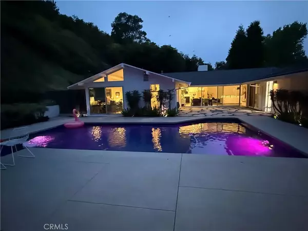 Rancho Palos Verdes, CA 90275,28715 Crestridge Road