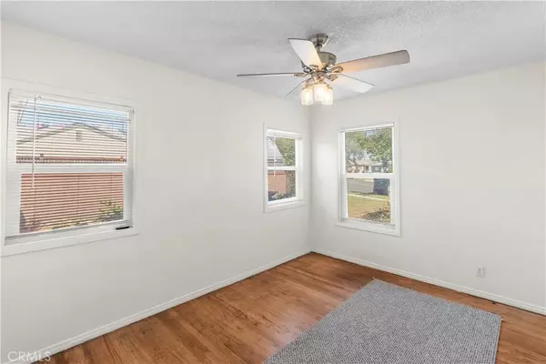 Hawthorne, CA 90250,13303 Judah Avenue