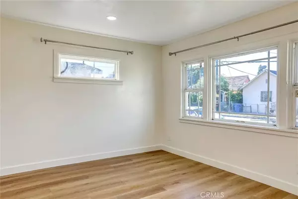 Los Angeles, CA 90011,950 E 48th Street