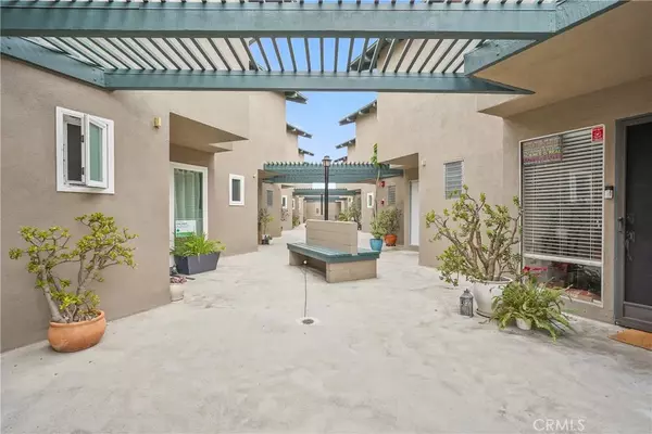 Redondo Beach, CA 90277,1112 Beryl Street #15