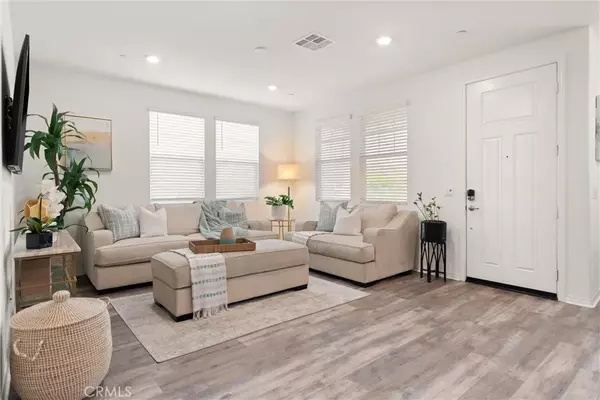 Chino, CA 91708,15982 Voyager Ave