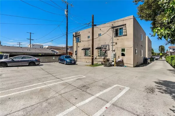 Los Angeles, CA 90037,816 W 47th Street