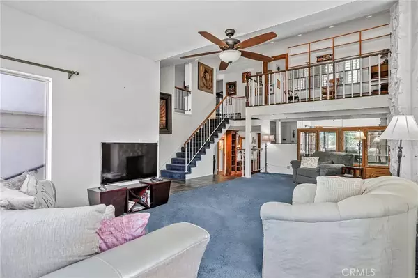 Huntington Beach, CA 92646,9522 Yellowstone Drive