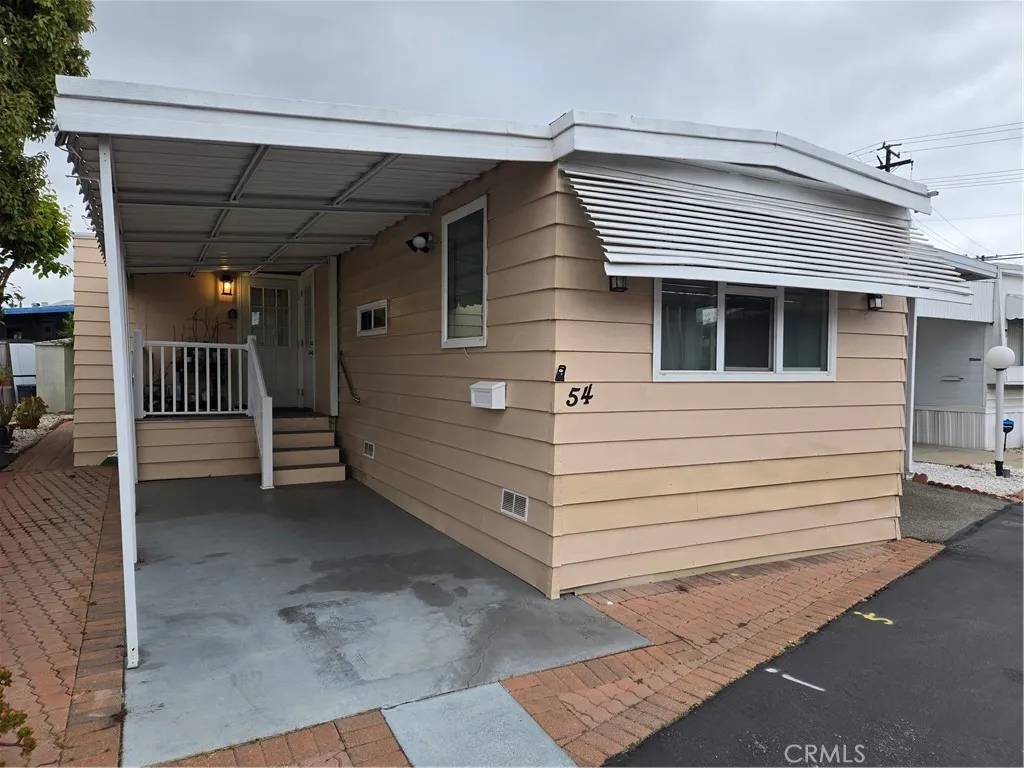 17700 Western #54, Gardena, CA 90248