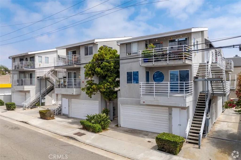 710 5th Street, Hermosa Beach, CA 90254