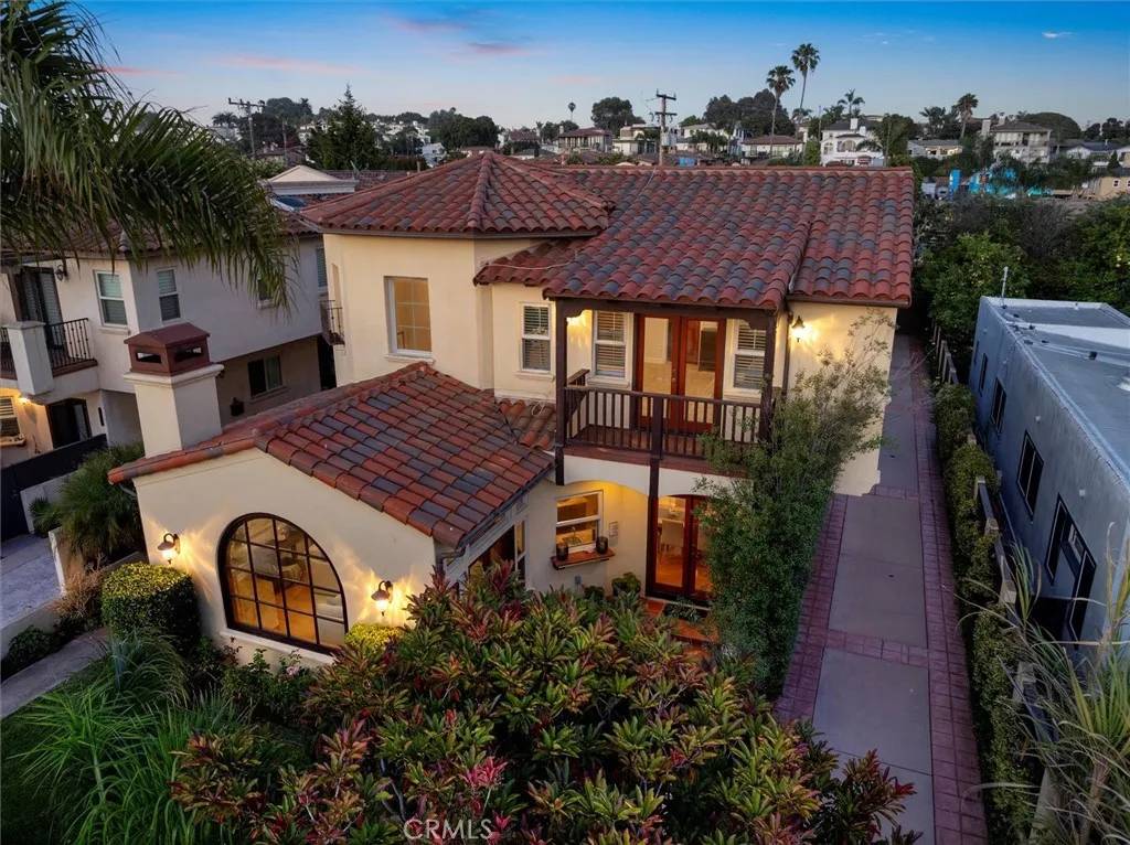 708 Elvira Avenue #A, Redondo Beach, CA 90277