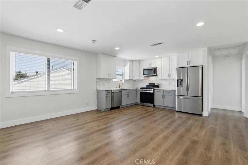Torrance, CA 90504,17017 Crenshaw Boulevard