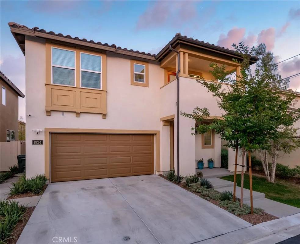 1924 N Floret Drive, Los Angeles, CA 90222