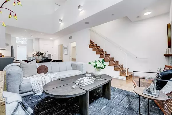 1436 N Detroit Street #2, Los Angeles, CA 90046