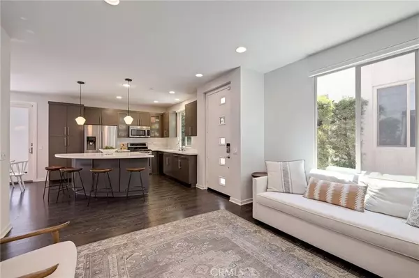 Hawthorne, CA 90250,5515 Palm Drive