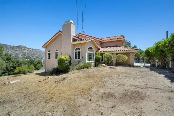 West Hills, CA 91304,8838 Chatlake Drive