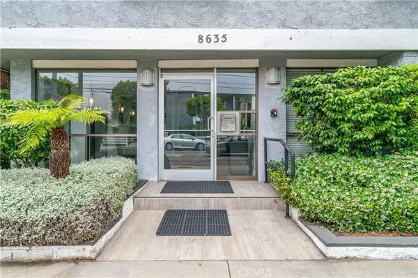Playa Del Rey, CA 90293,8635 Falmouth Avenue #212