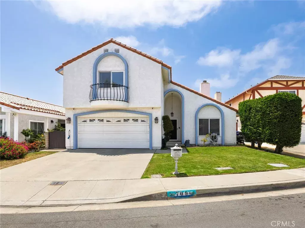 El Segundo, CA 90245,709 Redwood Avenue
