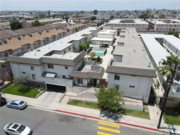 Hawthorne, CA 90250,13325 Kornblum Avenue