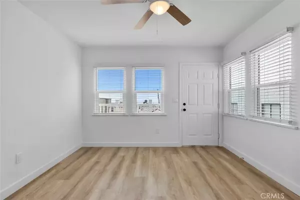 Hermosa Beach, CA 90254,908 Manhattan Avenue #D