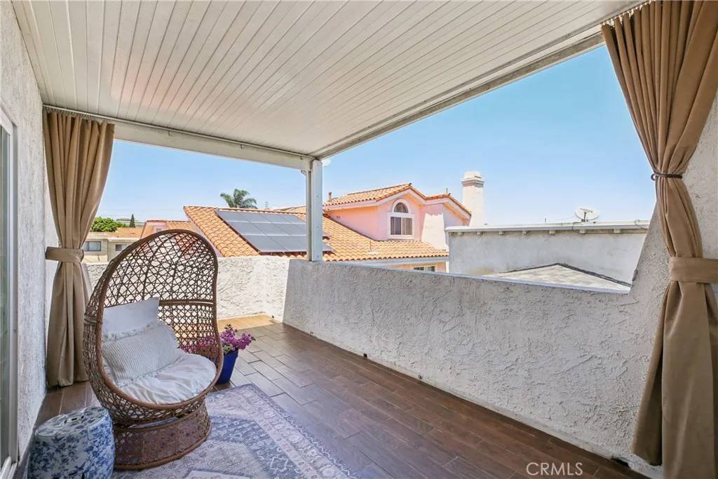 Redondo Beach, CA 90278,2704 Voorhees Avenue #4