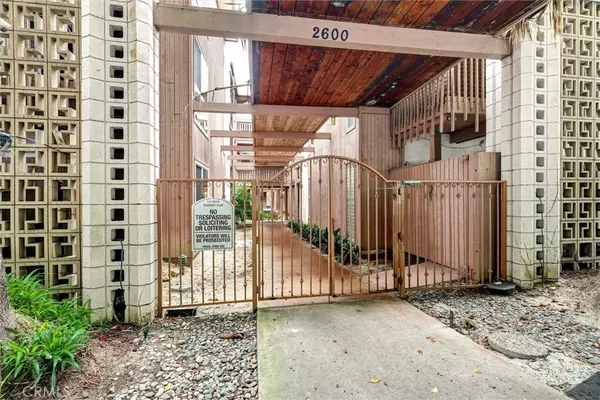 La Jolla, CA 92037,2600 Torrey Pines Road #A13