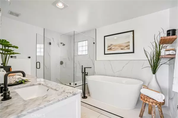 Manhattan Beach, CA 90266,4216 Highland Avenue #B