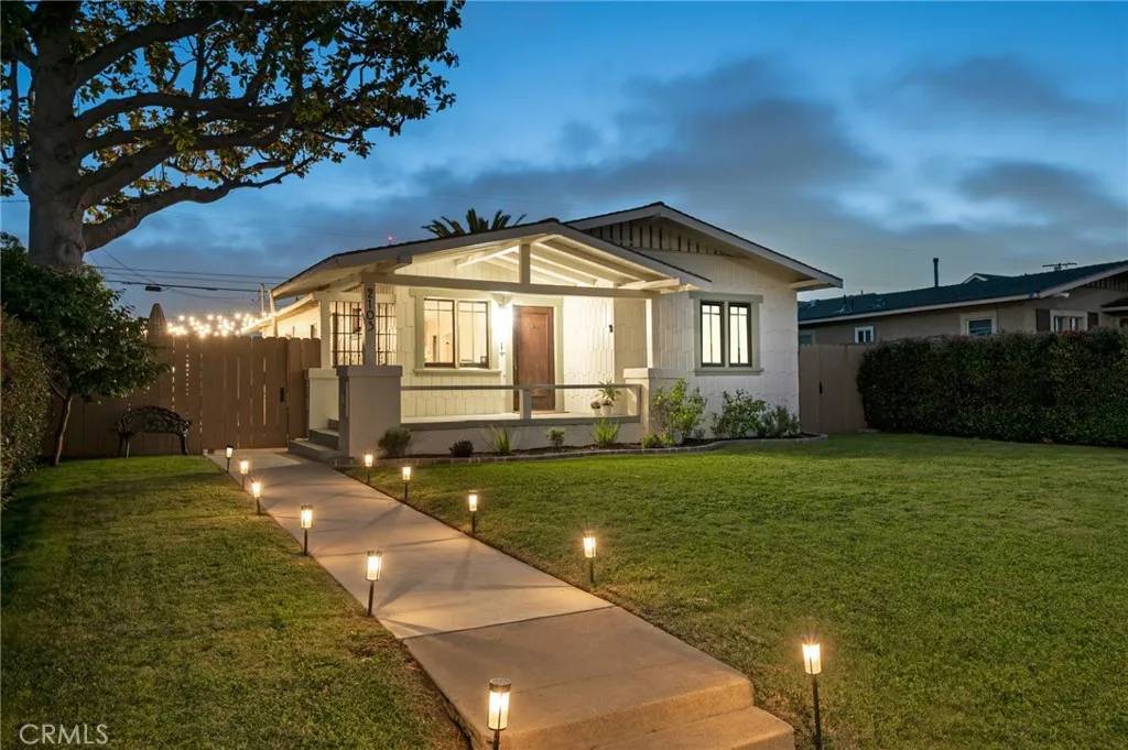 2103 Arlington Avenue, Torrance, CA 90501