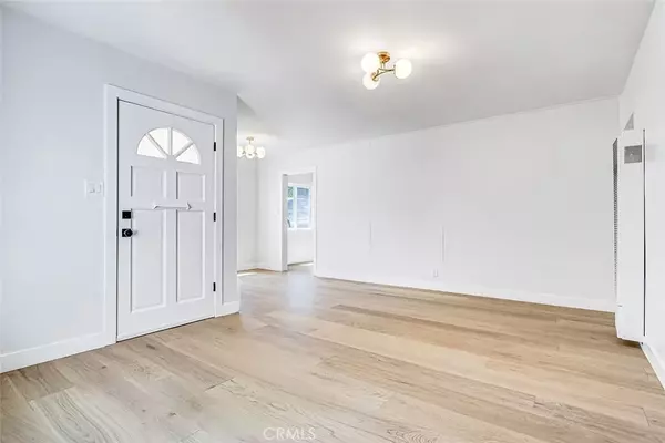 Manhattan Beach, CA 90266,708 S Redondo Avenue