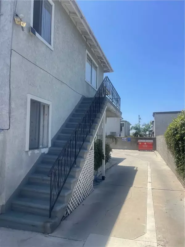 Gardena, CA 90249,1928 W 145 #D