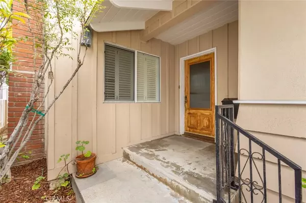 Manhattan Beach, CA 90266,1716 Elm Avenue