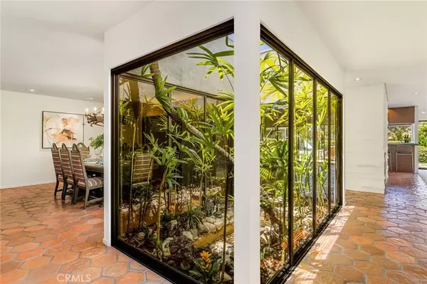 Lakewood, CA 90712,3721 Manor Drive