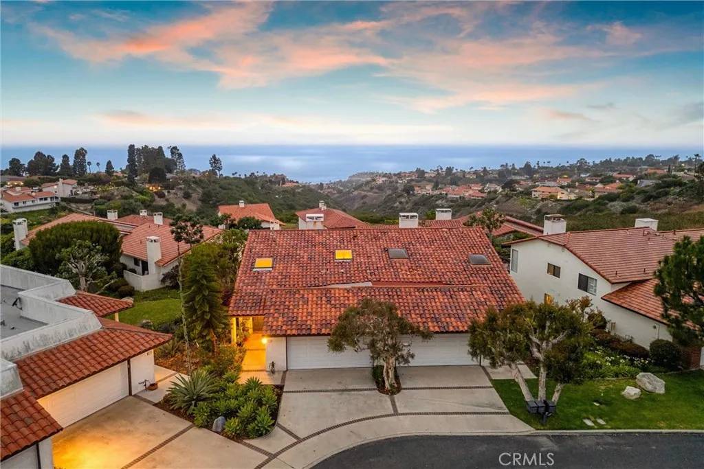 Rancho Palos Verdes, CA 90275,25 Ocean Crest Court