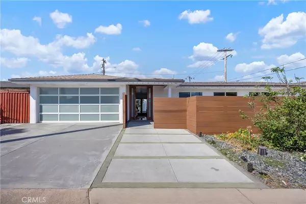 496 E 16th, Costa Mesa, CA 92627