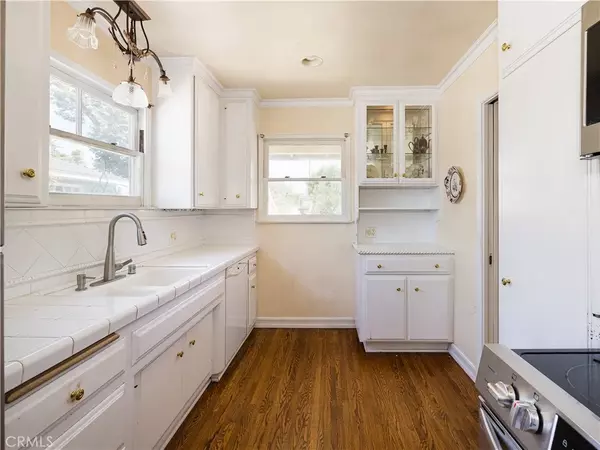 Torrance, CA 90503,5202 Scott Street