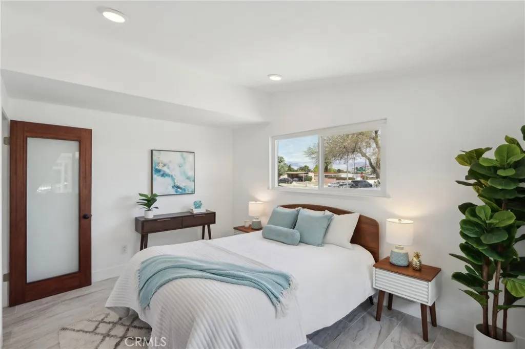 Palm Springs, CA 92262,845 W Gateway Drive