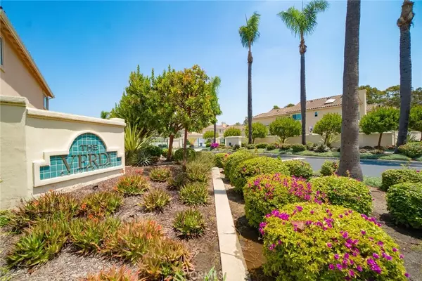 Torrance, CA 90503,2562 Woodbury Drive