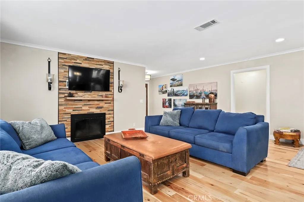 Harbor City, CA 90710,23906 Fernmead Lane