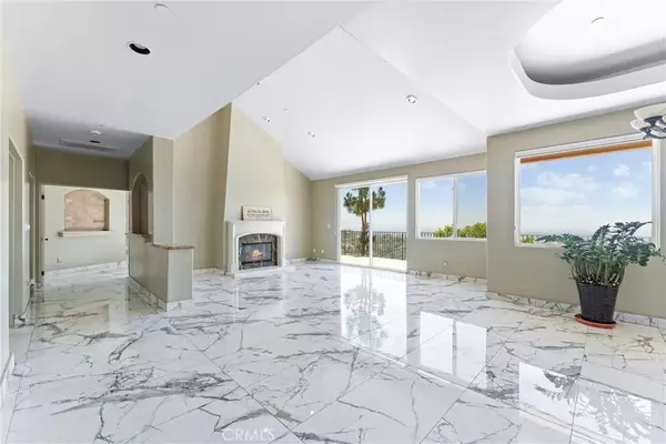 La Habra Heights, CA 90631,918 Reposado Drive