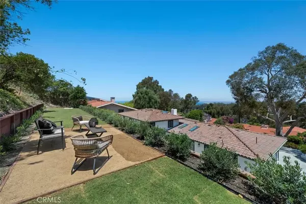 Palos Verdes Estates, CA 90274,2708 Via Elevado