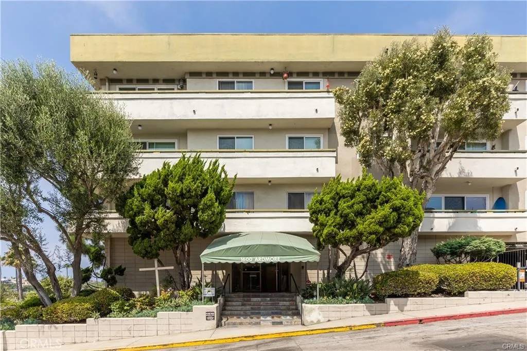1600 Ardmore Avenue #229, Hermosa Beach, CA 90254
