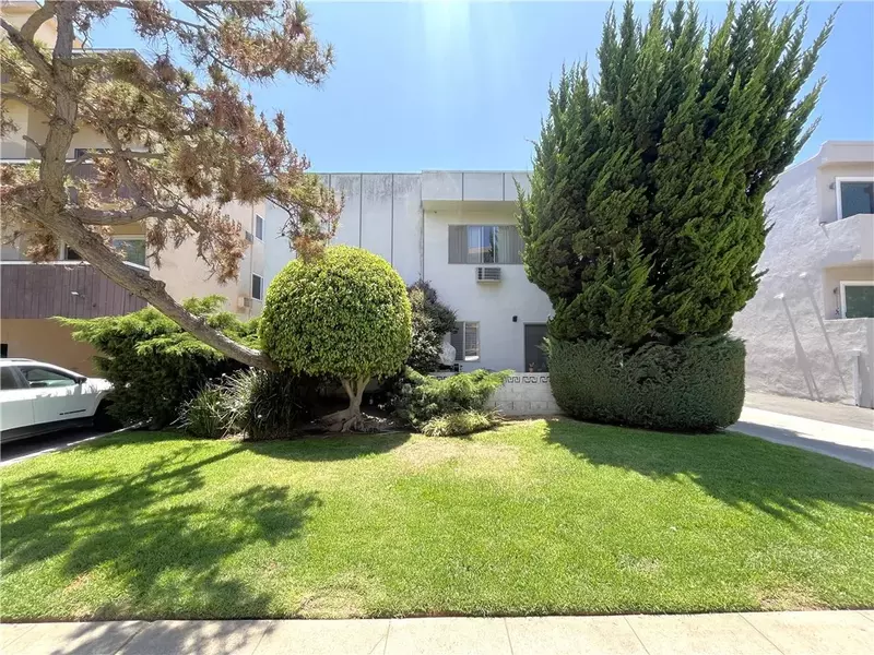 1933 Pelham Avenue #3, Los Angeles, CA 90025